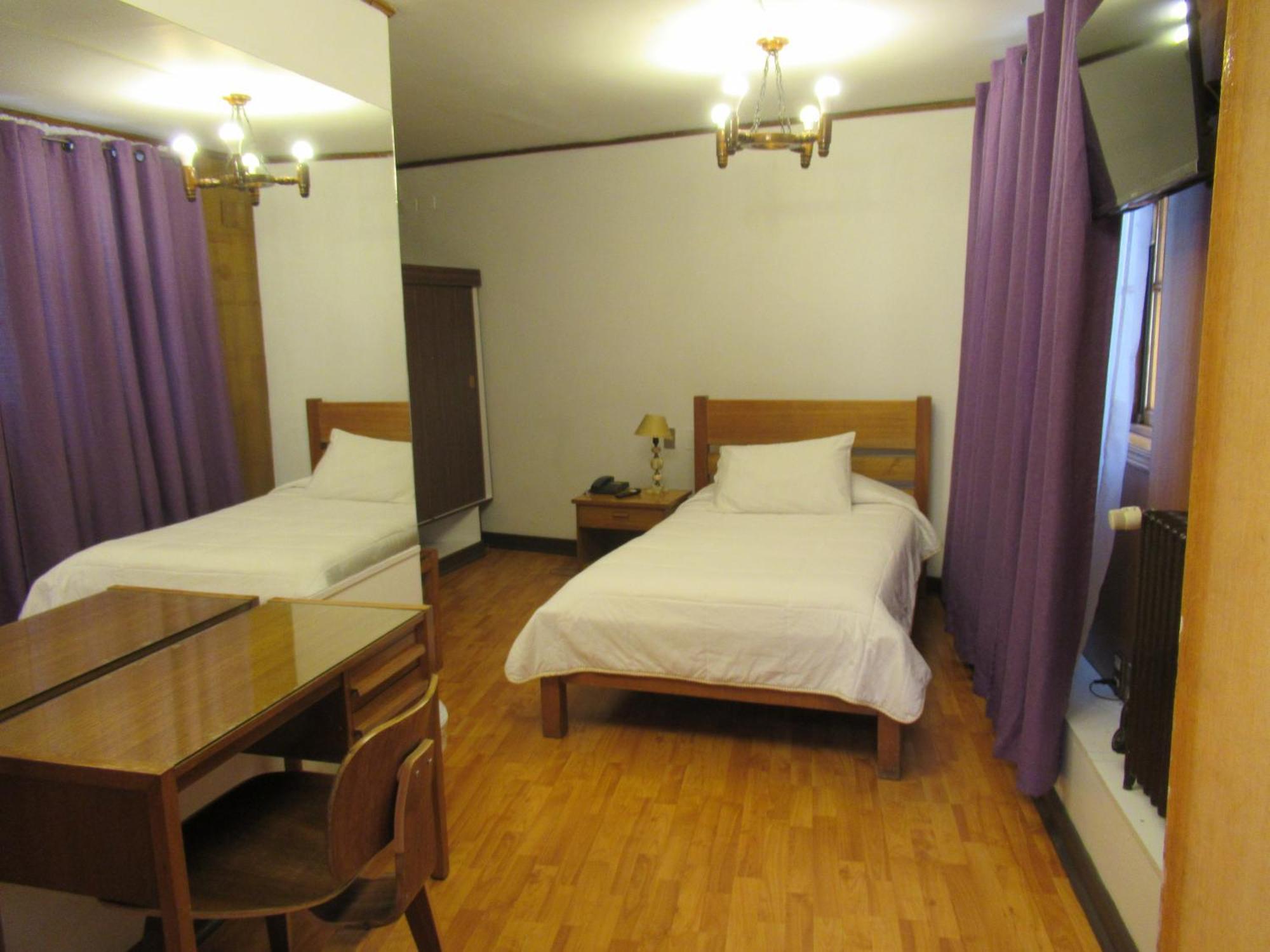 Hotel Vegas Сантяго Екстериор снимка